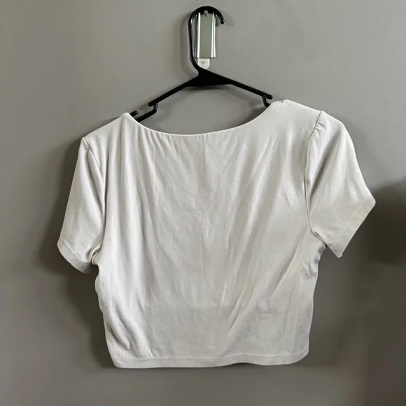 Aerie Offline Grey Cropped T Shirt - Picture 3 of 3